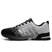 Load image into Gallery viewer, Fashion Men's Portable Breathable Running Shoes