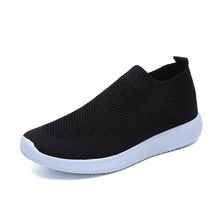 Load image into Gallery viewer, Women shoes 2021 new knitted slip on flat shoes woman tenis feminino casual mesh walking footwear sneakers women vulcanize shoes