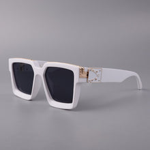 Load image into Gallery viewer, Designer Sunglasses