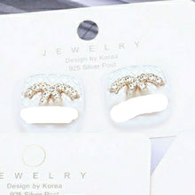 Load image into Gallery viewer, Crystal Rhinestone cc Stud Earrings