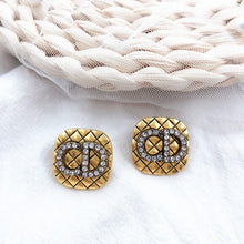 Load image into Gallery viewer, Crystal Rhinestone cc Stud Earrings