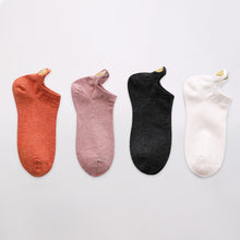 Load image into Gallery viewer, Fashion Socks Woman 2021 New Spring 4 Pairs Ankle Girls Cotton Color Novelty Women Fashion Cute Heart Casual Funny Sock Autumn