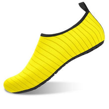 Load image into Gallery viewer, Summer Water Shoes Men Swimming Shoes aqua shoes  Unisex Water Shoes Barefoot Skin Shoes for  Dive Surf Swim Beach Yoga
