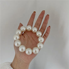 Load image into Gallery viewer, Ruoshui Woman Big Pearl Hair Ties Korean Style
