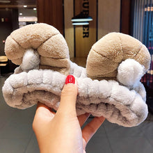 Load image into Gallery viewer, Wash Face Hair Holder Hairbands Coral Fleece
