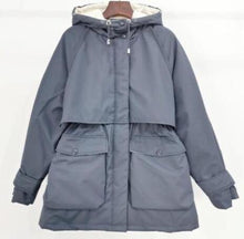 Load image into Gallery viewer, Natural Fur Hooded 90% White Duck Down Coat
