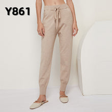 Load image into Gallery viewer, Aachoae Autumn Winter Women Knitted Turtleneck Cashmere Sweater
