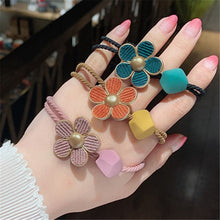 Load image into Gallery viewer, Women Hair Ropes Big Crystal Pearl Band for Fashion
