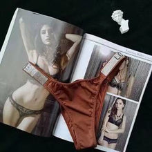 Load image into Gallery viewer, European Sexy Thong Pants Women's Diamond Thong Low Waist Sexy Panties Women's Traceless Briefs Ladies G-String Female Underwear
