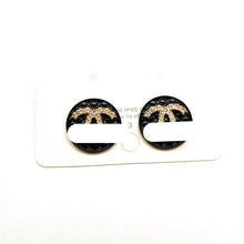 Load image into Gallery viewer, Crystal Rhinestone cc Stud Earrings.

