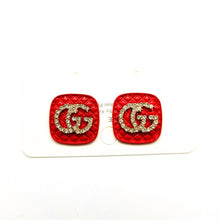 Load image into Gallery viewer, Crystal Rhinestone cc Stud Earrings.

