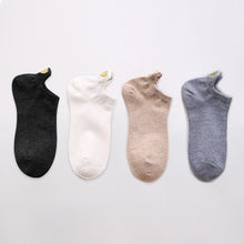 Load image into Gallery viewer, Fashion Socks Woman 2021 New Spring 4 Pairs Ankle Girls Cotton Color Novelty Women Fashion Cute Heart Casual Funny Sock Autumn
